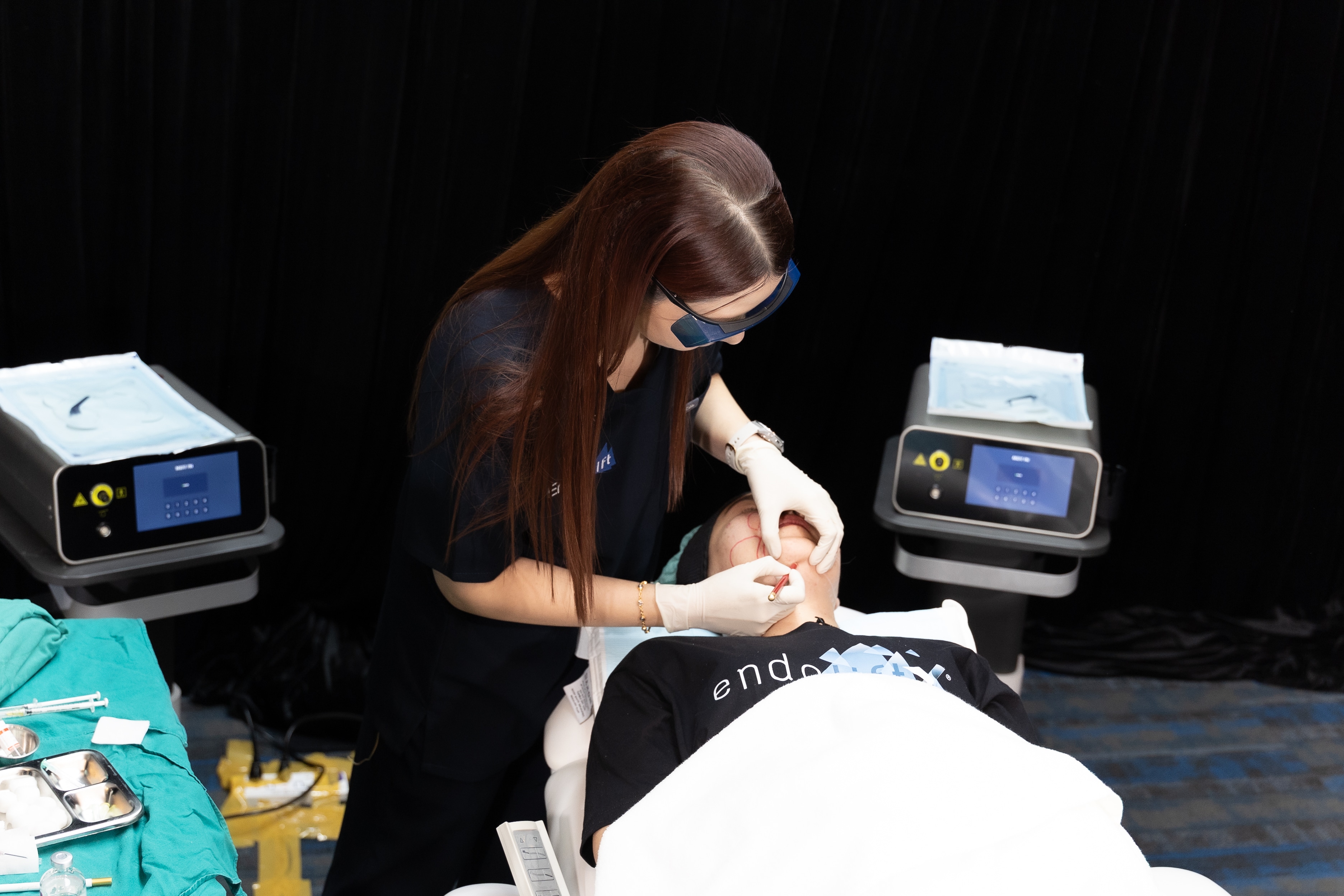 EndoliftX treatment session
